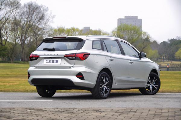 風格大變/續航升級 全新榮威Ei5實拍解析 風格大變/續航升級 全新榮威Ei5實拍解析