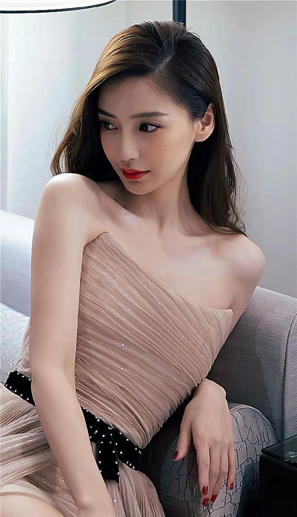 楊穎,黃曉明愛過的女人,如今離婚了,太突然了 楊穎,黃曉明愛過的女人,如今離婚了,太突然了