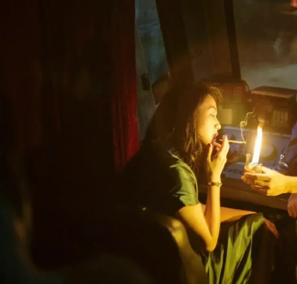 弟弟收割機，是她們