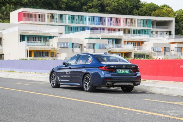 誰說綠牌車都很low?寶馬535Le告訴你什麼叫豪華插混轎車