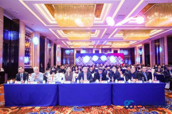 “艾瑞科杯”2021壁掛爐行業發展峰會圓滿落幕