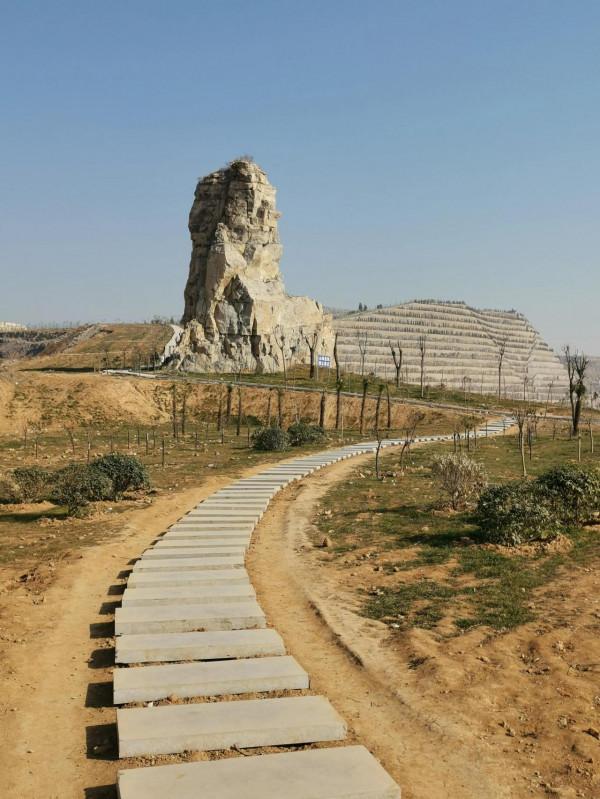 輝縣 城北 礦山公園 鳳凰來舞
