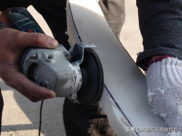 致臻經典｜修復一臺頂級的法拉利512TR，前鏟手工製作的小節呈現