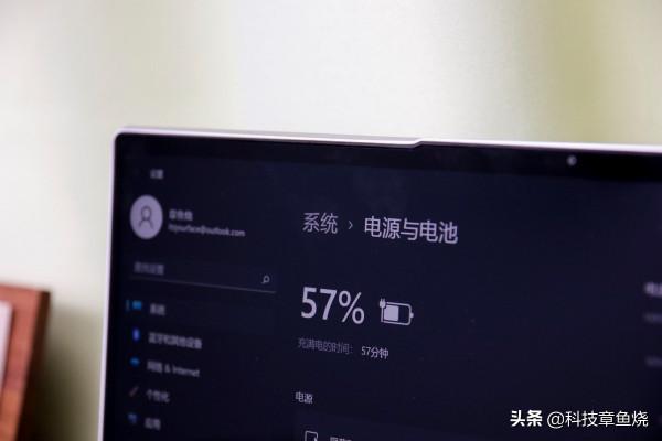 輕至百克可雙口同時充電，聯想YOGA CC65氮化鎵充電器體驗