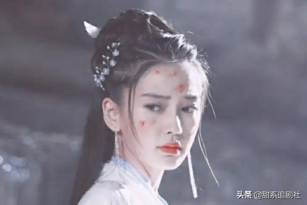 女星戰損妝又美又慘！趙麗穎、熱巴、李沁，這幾位絕了