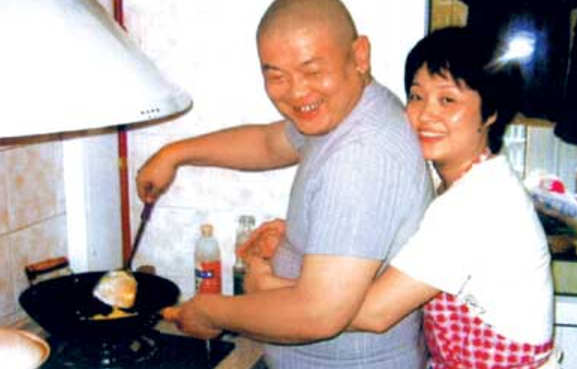 傅彪去世16年，那個要幫他養兒子的葛優，履行承諾了嗎？