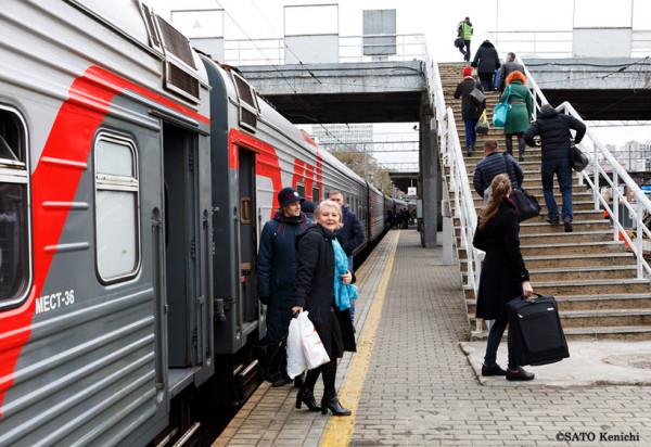 僅在西伯利亞大鐵路上享用一晚的食物和飲料,夜間臥鋪上的餐車 僅在西伯利亞大鐵路上享用一晚的食物和飲料,夜間臥鋪上的餐車