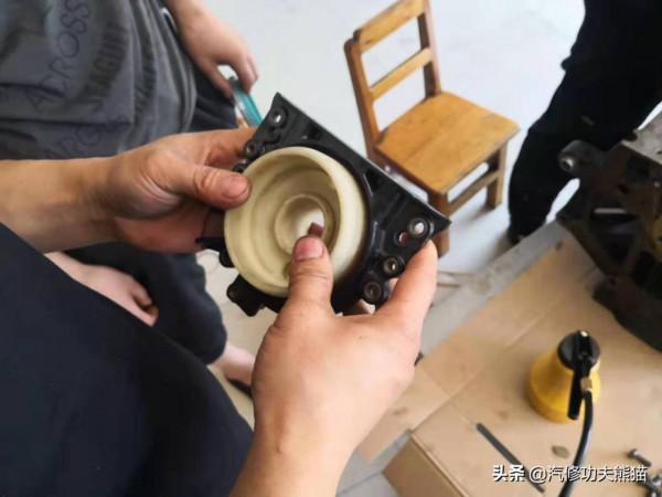 大眾高爾夫1.4T差點開報廢，燒機油、燒防凍液、缺缸大修一次解決