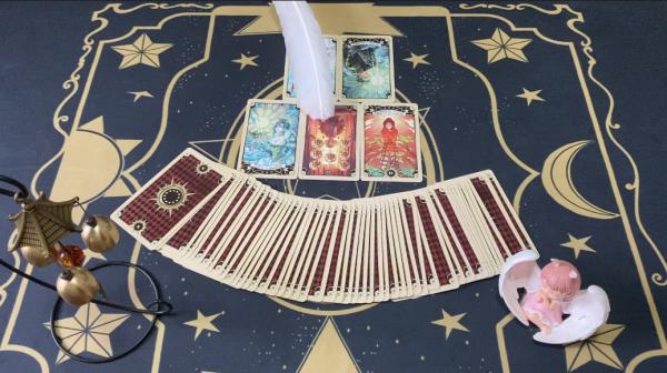 魔鈴塔羅:射手座10月運勢,能量比較負面,個人的情緒不穩定 魔鈴塔羅:射手座10月運勢,能量比較負面,個人的情緒不穩定