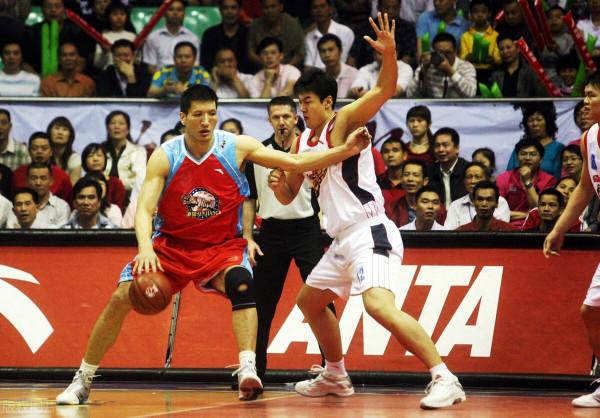 蘇偉的故事:廣東隊最佳藍領,為奪冠放棄高薪,兢兢業業重情義 蘇偉的故事:廣東隊最佳藍領,為奪冠放棄高薪,兢兢業業重情義