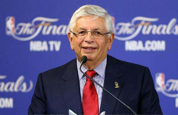 籃網三巨頭都能聯手，為何聯盟卻不讓科比和保羅聯手？