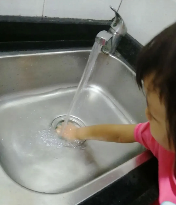 解鎖帶娃新技能,讓家務勞動成為孩子們的“上癮遊戲” 解鎖帶娃新技能,讓家務勞動成為孩子們的“上癮遊戲”