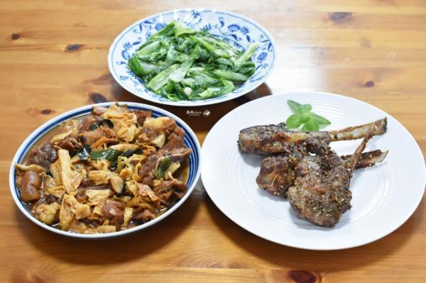 兩口子的極簡午餐,菜不多但特別適合冬季,好吃又營養,家的味道 兩口子的極簡午餐,菜不多但特別適合冬季,好吃又營養,家的味道