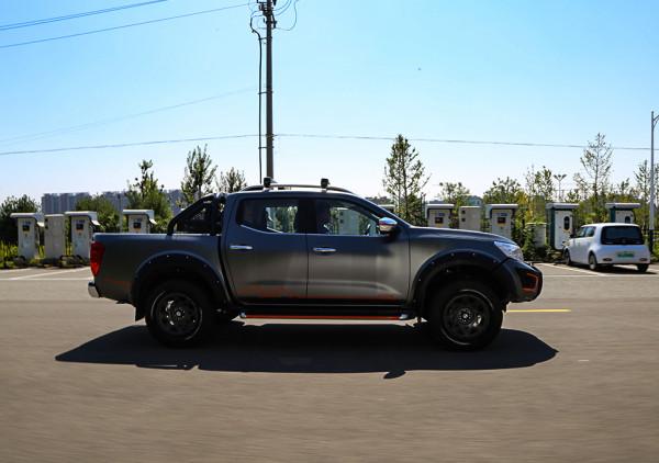 越野化標兵 試駕納瓦拉勇士版 越野化標兵 試駕納瓦拉勇士版