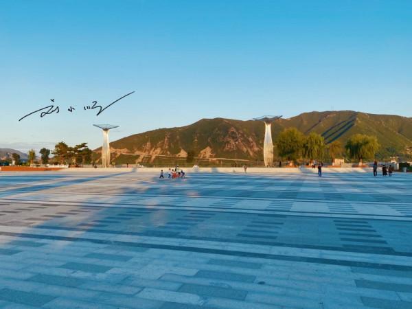 吉林省著名邊境小城，與朝鮮隔江相望，風格獨特，現在遊客卻不多