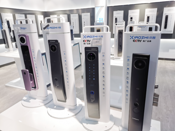 一流工藝+設計大獎認證，小智智慧鎖將成為智慧鎖屆“華為”？