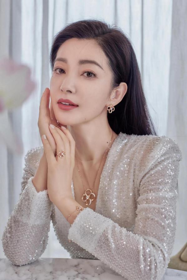 李冰冰 受邀出席周大福青春88系列新品釋出會#活動