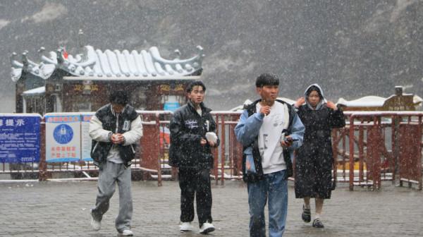 東滸寨初雪已至！美得不似人間