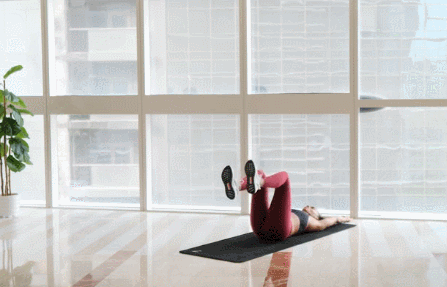 6個適合新手的居家燃脂動作,幫你練出緊緻身材 6個適合新手的居家燃脂動作,幫你練出緊緻身材