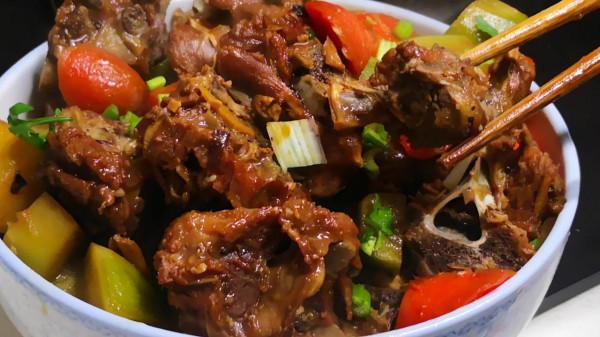 入秋了,多吃這道燉菜,好吃滋補不上火,營養高易消化,真香啊 入秋了,多吃這道燉菜,好吃滋補不上火,營養高易消化,真香啊