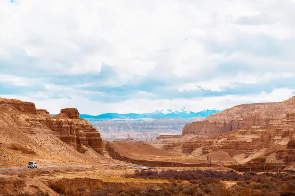 新疆風景最美的10條公路,你心動哪一條? 新疆風景最美的10條公路,你心動哪一條?