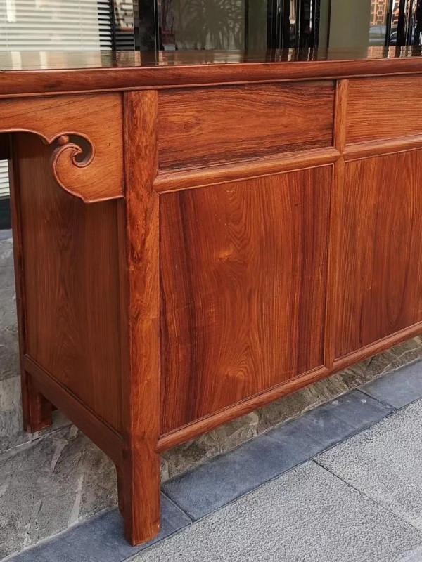 黃花梨全獨板三聯櫃