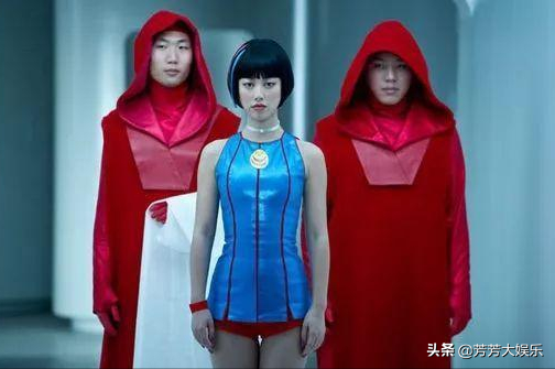 甩頂級富二代，拿下“黑道太子”，朱珠憑什麼這麼牛？