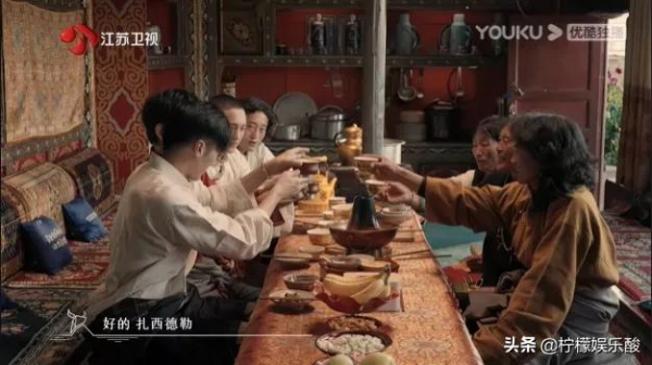 41歲謝霆鋒“最甜CP”爆紅後，王菲笑了三天：我願意退出