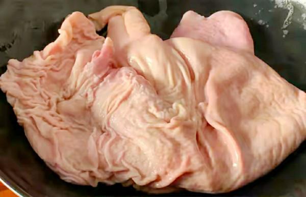 清洗豬肚,切記不要加鹽和麵粉洗!教你一招,乾淨衛生無異味 清洗豬肚,切記不要加鹽和麵粉洗!教你一招,乾淨衛生無異味