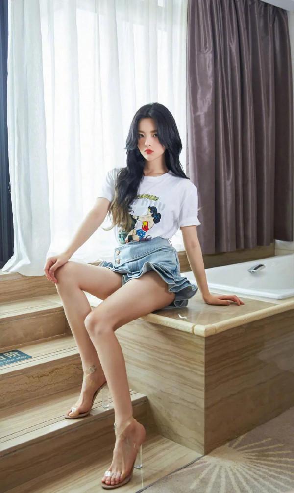 美少女楊超越，少女感十足