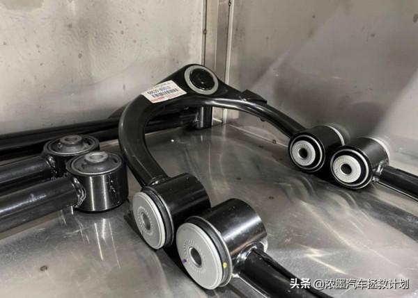 「縱橫四海」老夥計的重生之旅，一起暫別城市的方圓化身曠野的風