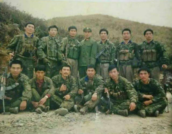 老山偵察兵捕俘成功，2名越軍不願做俘虜，被當場擊斃