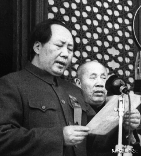 丈夫無法評為烈士，遺孀請鄧穎超幫忙，毛主席作證：一起工作過