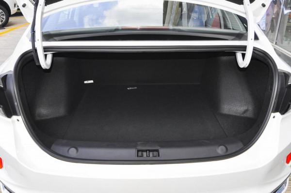 東風風神奕炫max：顏值不錯，綜合實力表現如何呢