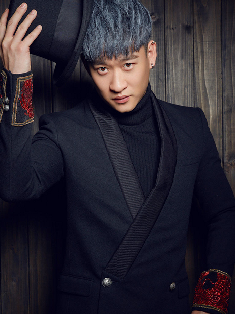 “人心不足蛇吞象”,曹雲金、郭德綱一個向左一個向右 “人心不足蛇吞象”,曹雲金、郭德綱一個向左一個向右