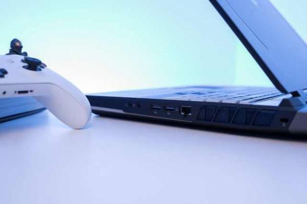 戰斧500首測速評：RTX 3080完勝4K MiniLED屏 玩3A太燃了