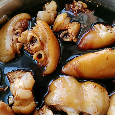 讓冬天不再冷的美味“豬腳姜” 讓冬天不再冷的美味“豬腳姜”