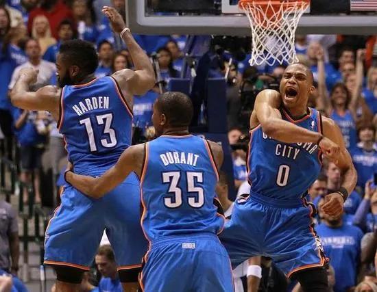 聯盟現役球員得分榜前10一覽!雷霆三少霸榜,庫裡僅排第9 聯盟現役球員得分榜前10一覽!雷霆三少霸榜,庫裡僅排第9