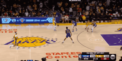 歐文西蒙斯一個夏天的戲,抵不過威少一場球 歐文西蒙斯一個夏天的戲,抵不過威少一場球