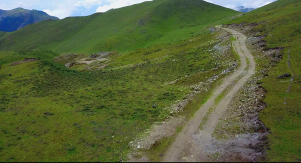 東川有個落雪村，是昆明境內最像西藏的地方