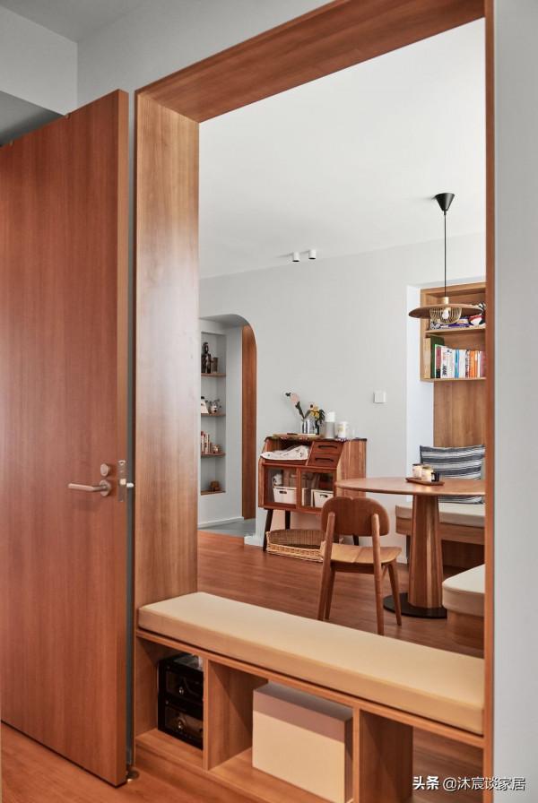 44歲的阿姨，與母親同住，兩人把家佈置得溫馨美好，適合居家養老