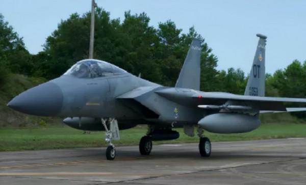 美軍拉響警報！為應對“殲-20衝擊”，緊急升級駐日美軍四代機