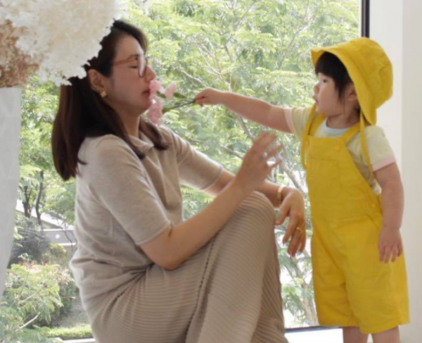 《薰衣草》開播20年，女主陳怡蓉嫁豪門生女，女配陳喬恩愛情甜蜜