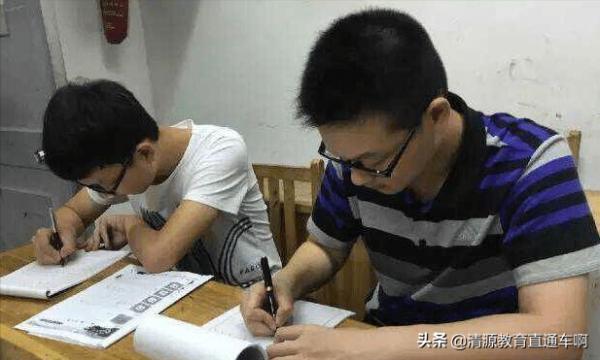 學生想讀985高校，有兩科成績不能低於120分，學生要抓住機會