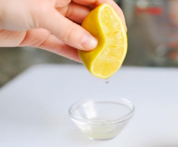 白色羽絨服、毛衣發黃變髒?這樣洗的跟新的一樣!太實用 白色羽絨服、毛衣發黃變髒?這樣洗的跟新的一樣!太實用