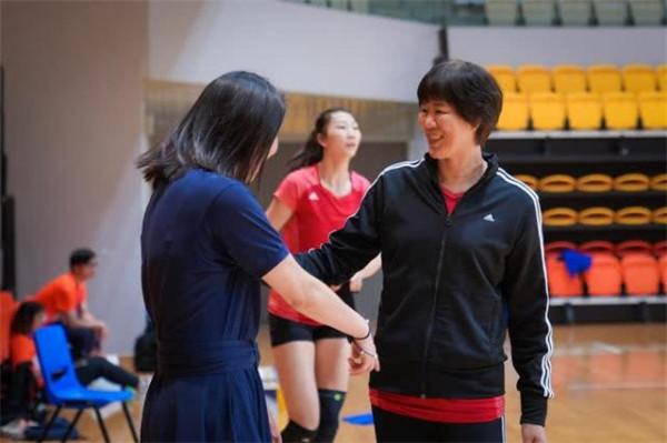 郎平愛徒孫玥：48歲小老虎嫁香港14載，郎導誇她還那麼漂亮