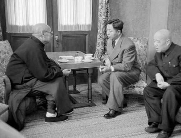 閻錫山晚年生活：被蔣介石軟禁，妻妾和他分居，死前留下7句遺言