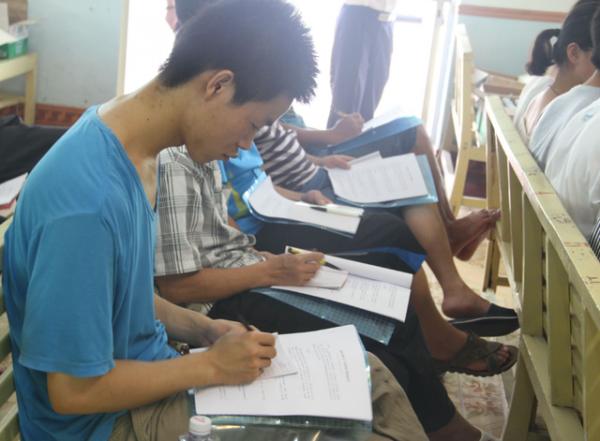 高等教育普及化，鄉村“專科大學生”沒有出路嗎？唯學歷論不可