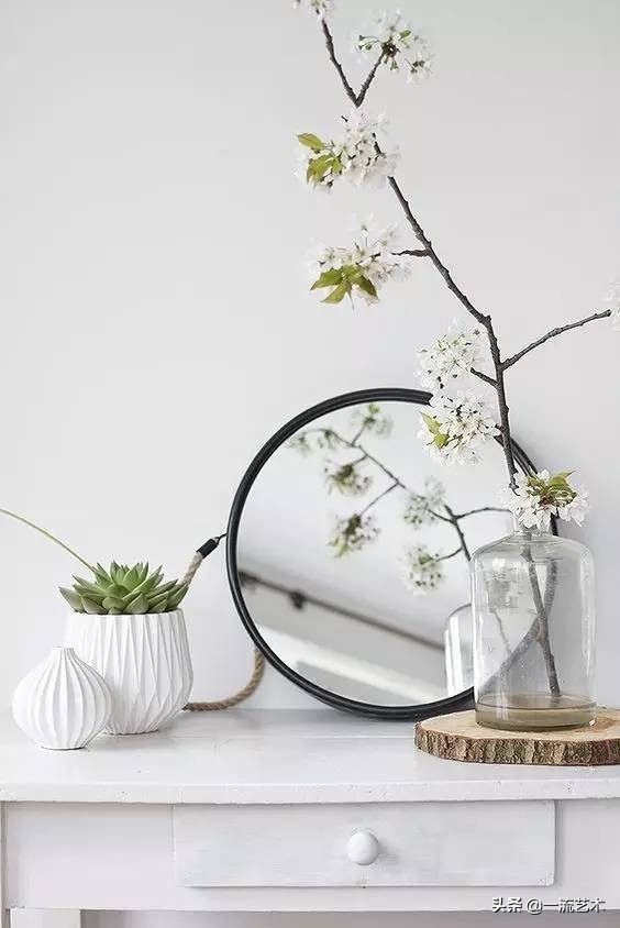 一枝插花,驚豔一家 一枝插花,驚豔一家