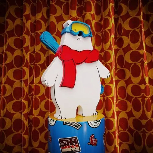 有品日報 | 幸福西餅/川娃子/樂禾獲融資；薇婭為偷逃稅道歉；Coach推出首個NFT系列